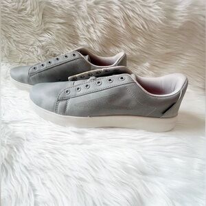 Men’s Gray Size 11 Speedo Hybrid Water Shoes